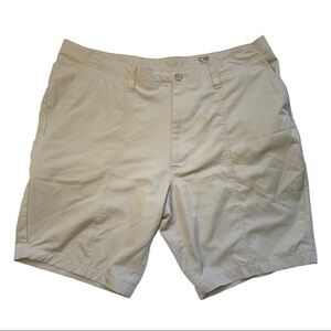 Haggar C18 Men Size 40 Khaki Beige Casual Activewear Golf Lightweight Sh…